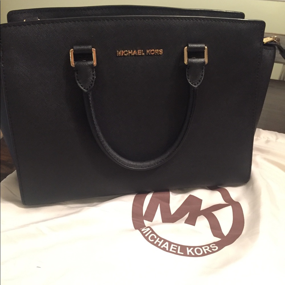 Michael Kors Selma Large Satchel Black